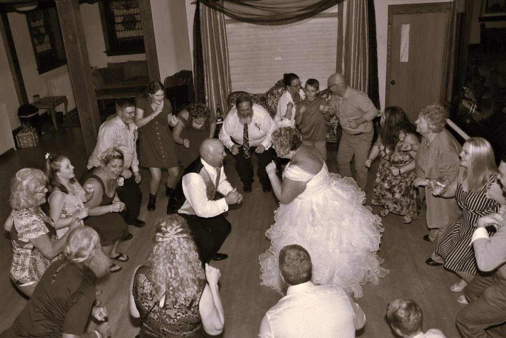 Wedding party dancing at Green Bay's best Wedding Venue